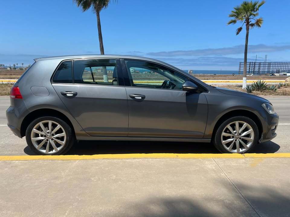 2016 Volkswagon Golf TSI