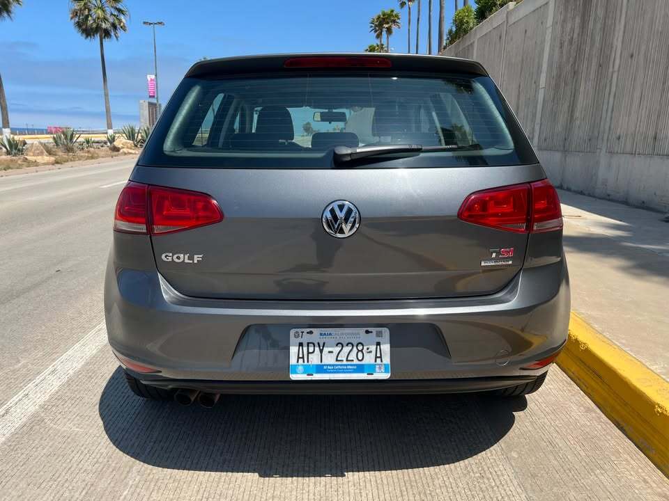 2016 Volkswagon Golf TSI