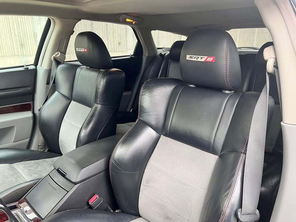 2006 Dodge Magnum SRT8