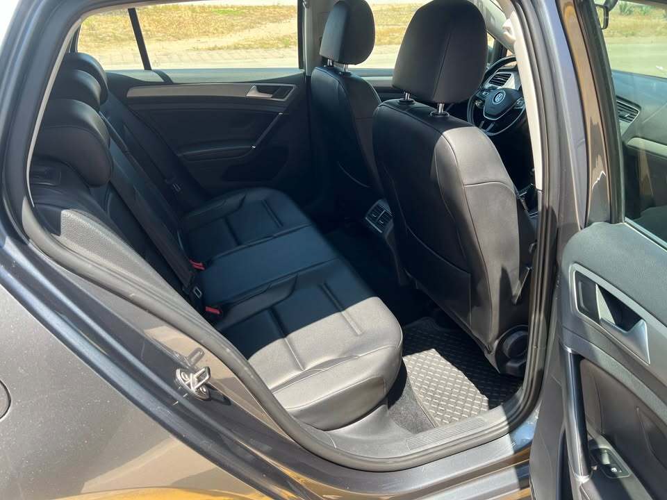 2016 Volkswagon Golf TSI