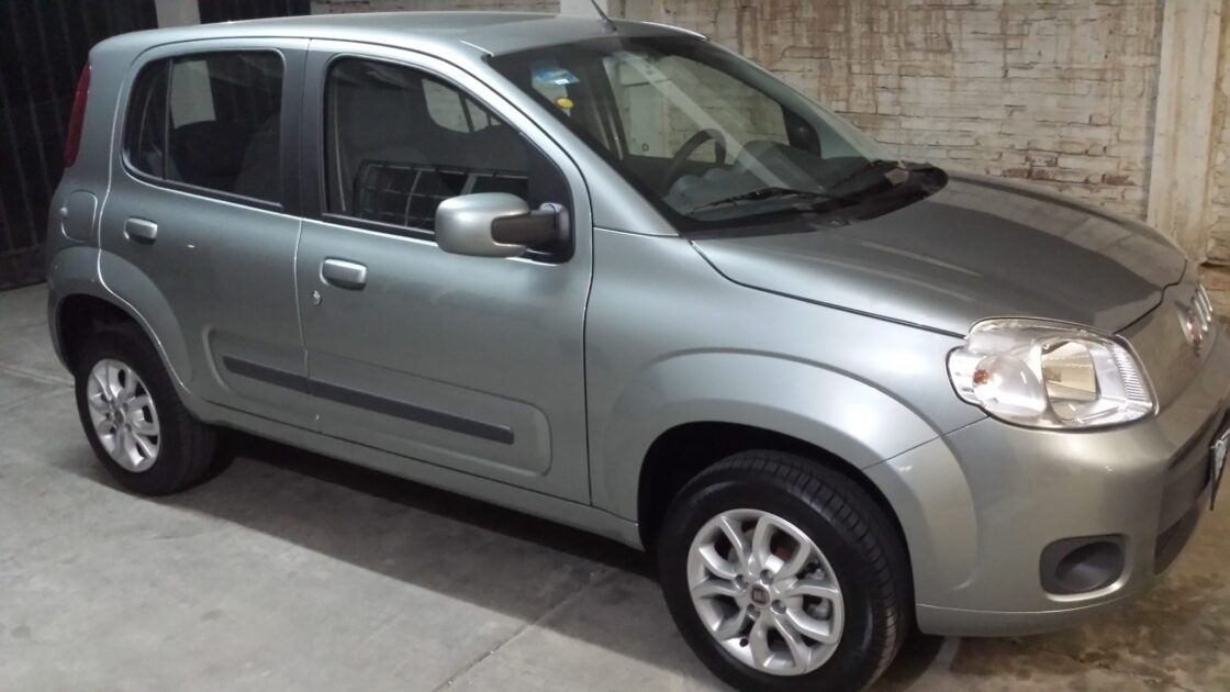 2014 Fiat Uno Vivace