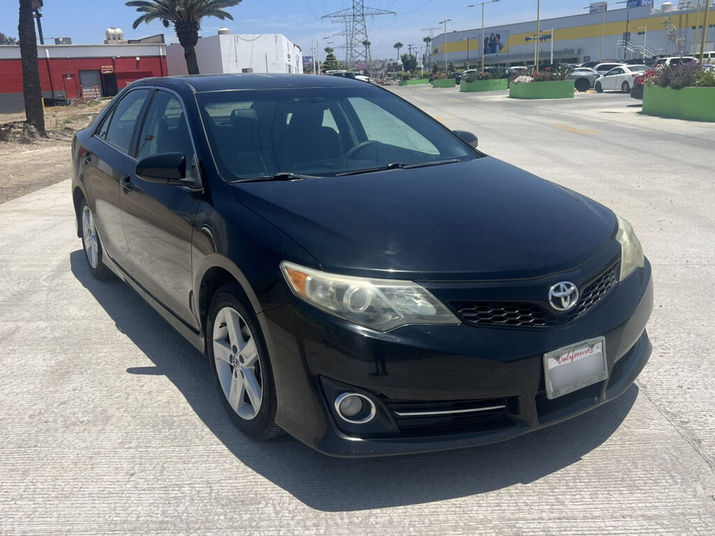 2014 Toyota Camry SE